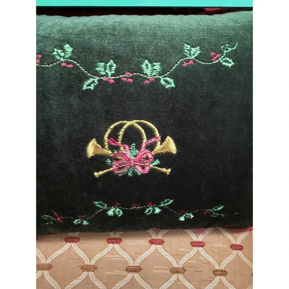 Unbranded vintage inspired
